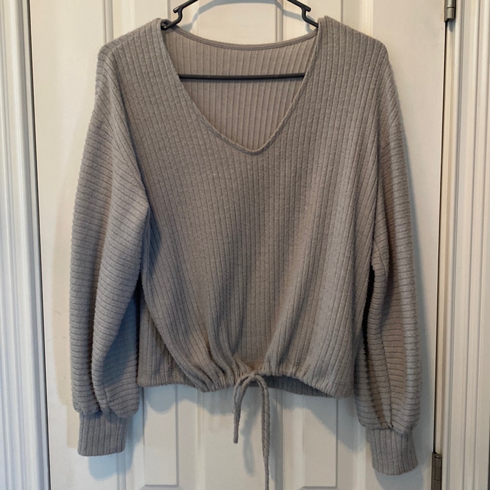 Gray Top